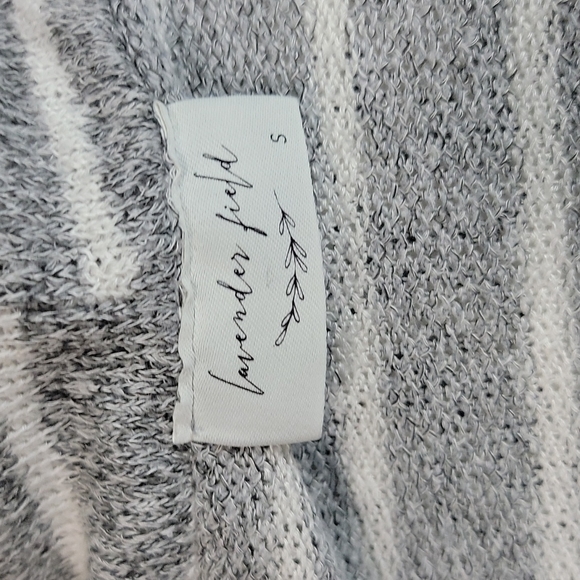 Lavender Field sweater - Picture 5 of 5